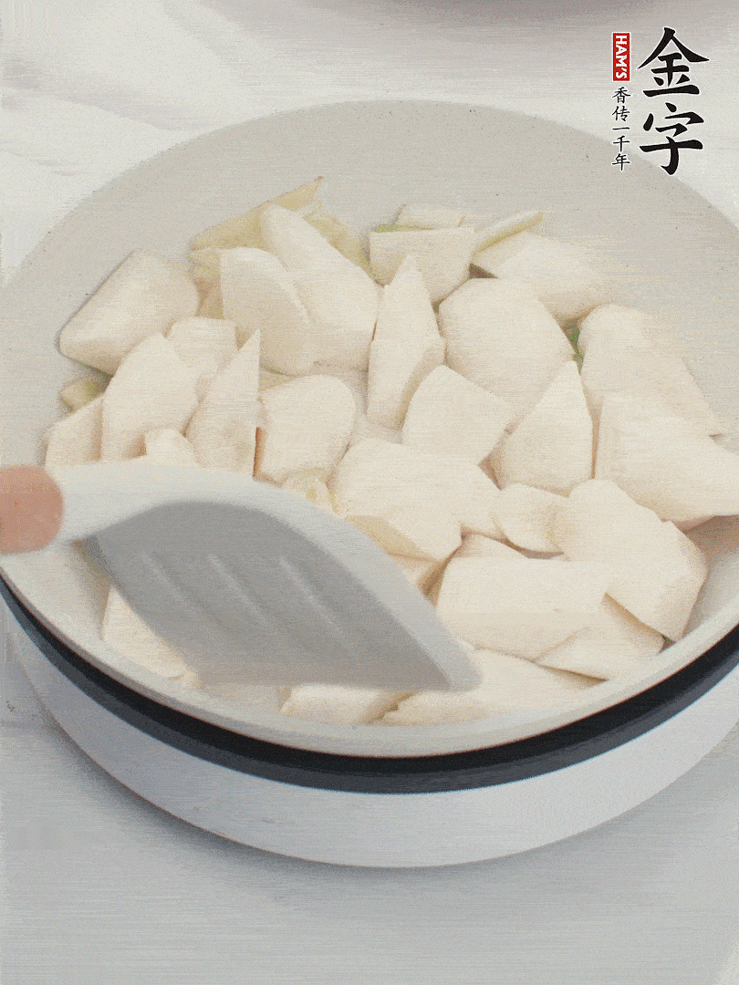 加茭白煸炒。